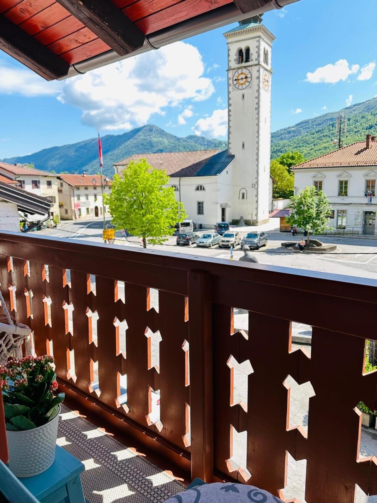Hisa Rejmr With Private Parking Villa Kobarid Exterior photo